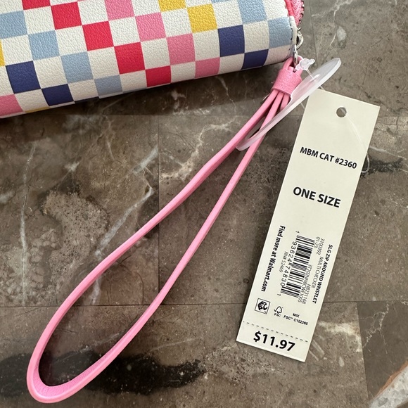 No Boundaries Women's Zip Around Wristlet Wallet - Picture 5 of 7